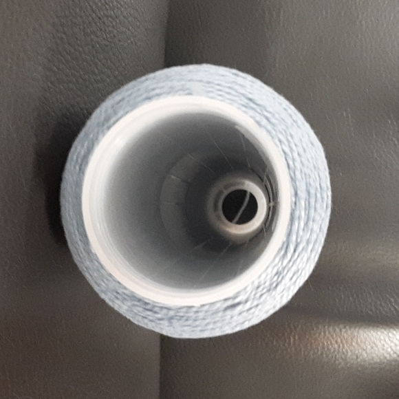 3/2 Thread Light Blue - Picture 3 of 4